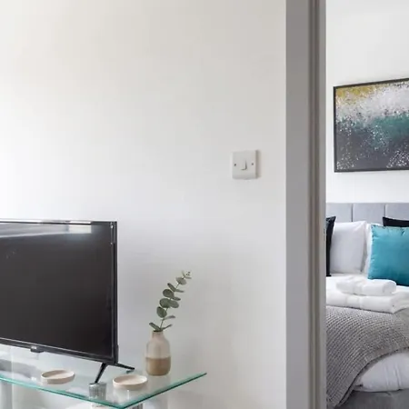 Bright & Modern 1 Bedroom In * Leeds (West Yorkshire)